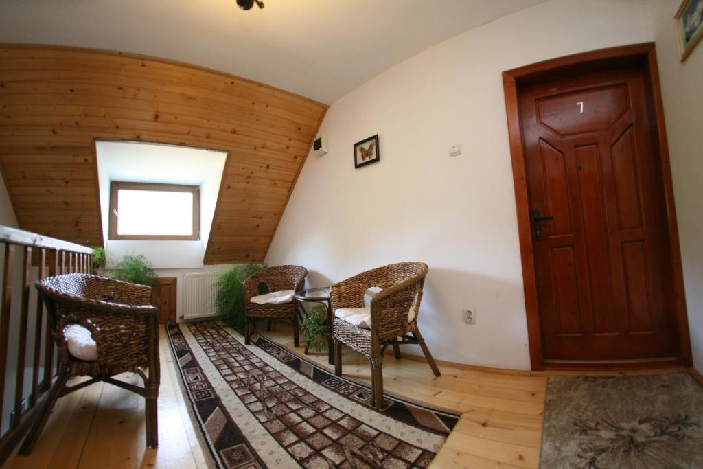 فندق Poiana Măruluiفي  Vila Sucu الغرفة الصورة